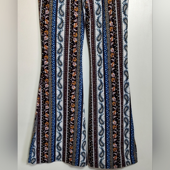 ShoSho Boho Striped Paisley Floral Women's Bell Bottom Stretch Pants - Picture 8 of 9